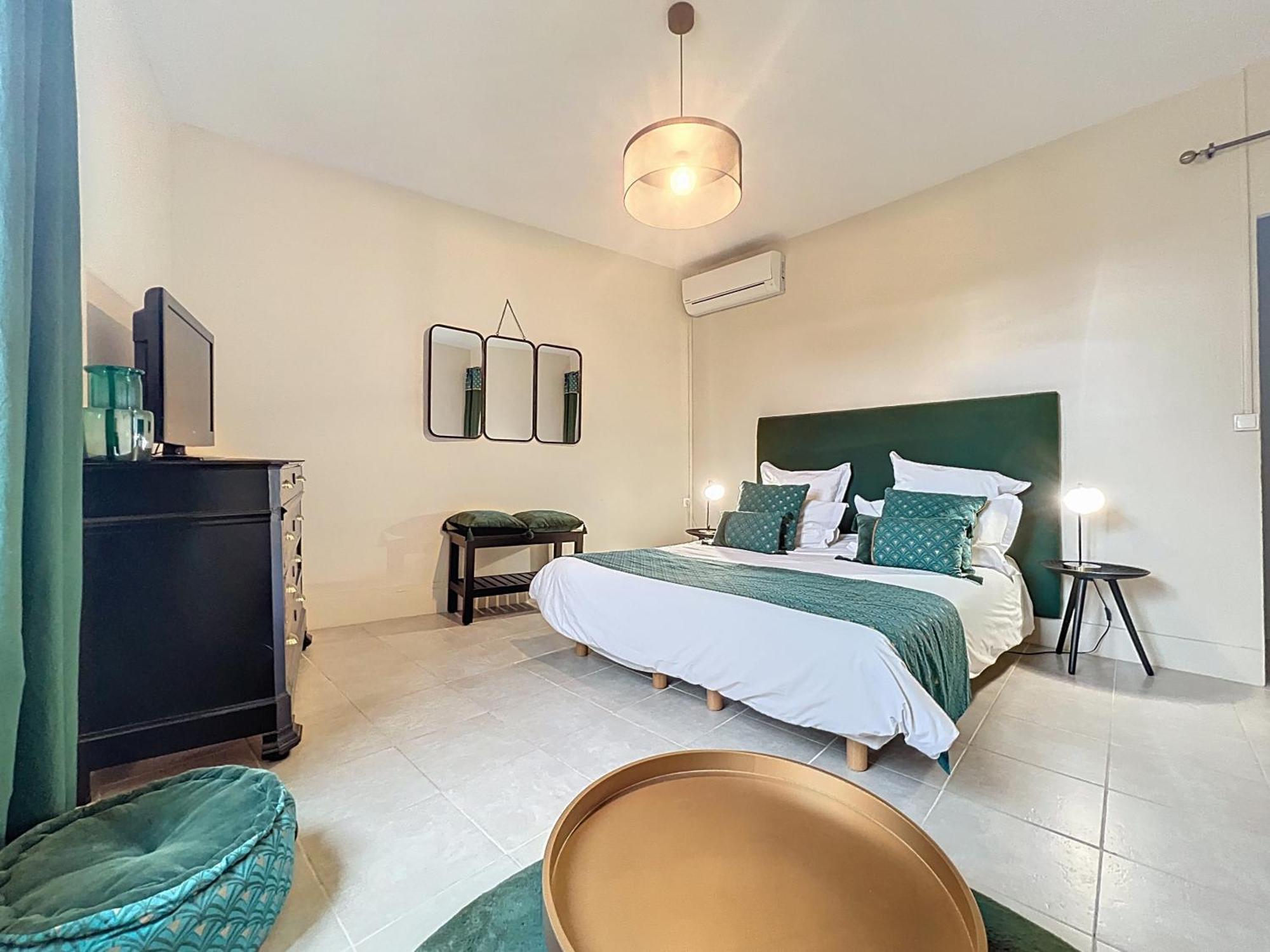 Chambres D'Hotes La Maison De Leonie 콜리아스 외부 사진